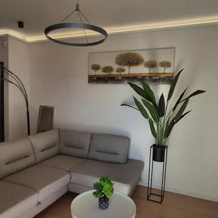 Izabell Apartman Debrecen Exterior photo