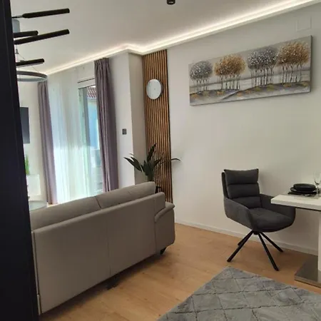 Izabell Apartman Debrecen Exterior photo